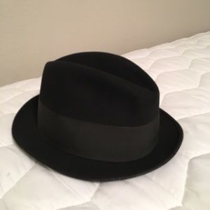 Beautiful vintage royal Stetson fedora 1960’s